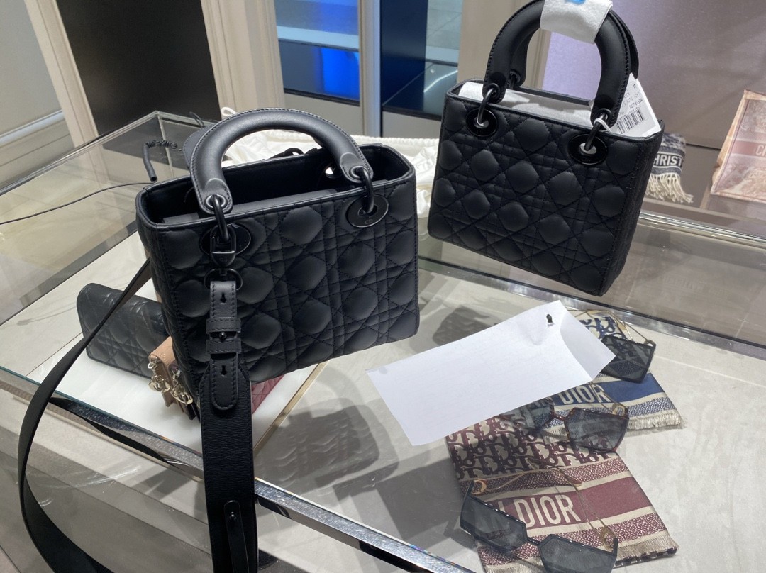 Shebag Top replica Lady Dior mini in Sand Black bag full review(2025 Mar updated)-Best Quality Fake designer Bag Review, Replica designer bag ru
