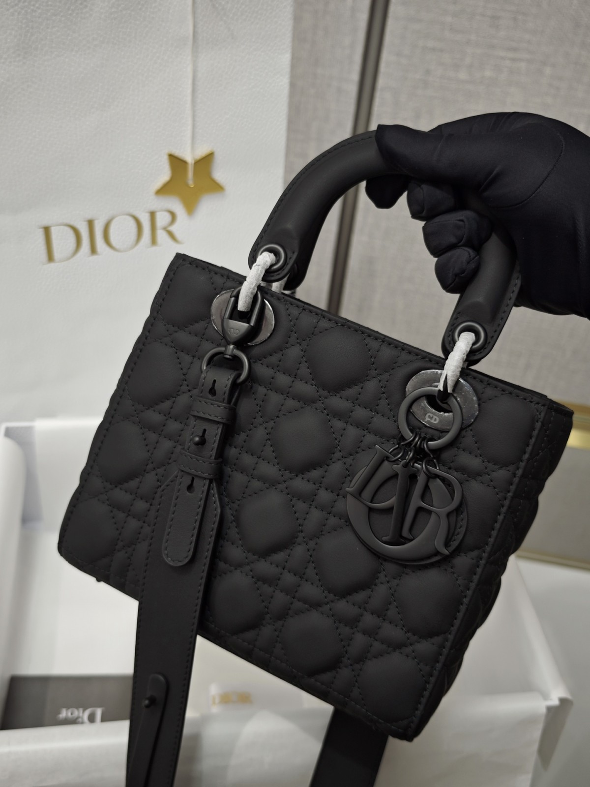 Shebag Top replica Lady Dior mini in Sand Black bag full review(2025 Mar updated)-Best Quality Fake designer Bag Review, Replica designer bag ru