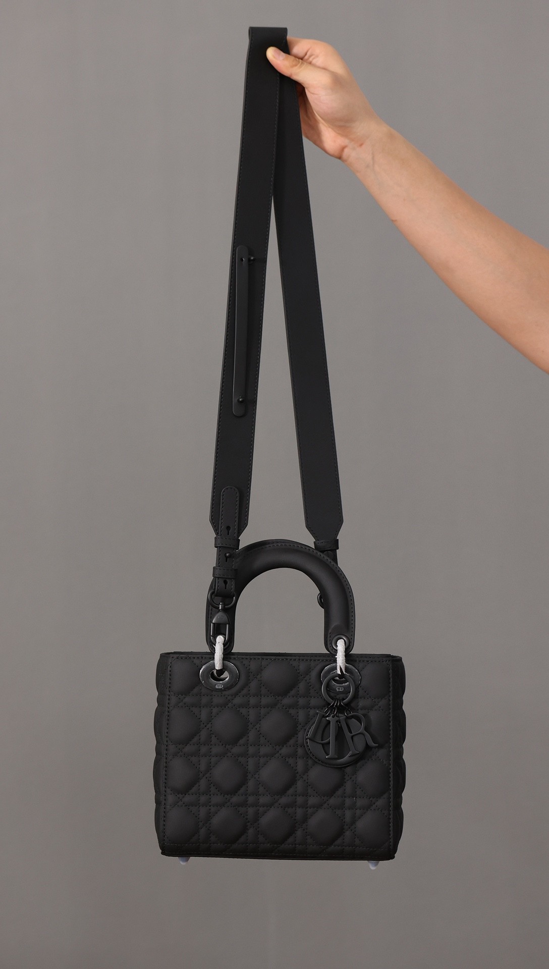 Shebag Top replica Lady Dior mini in Sand Black bag full review(2025 Mar updated)-Best Quality Fake designer Bag Review, Replica designer bag ru