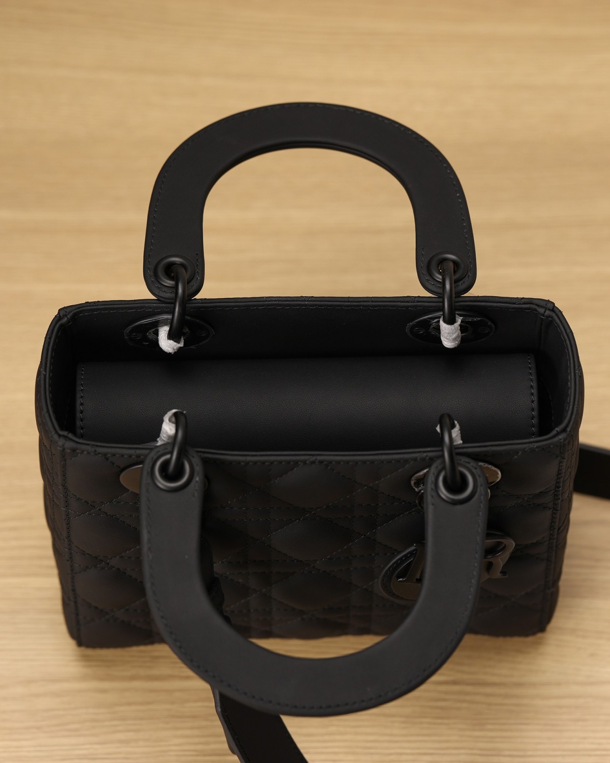 Shebag Top replica Lady Dior mini in Sand Black bag full review(2025 Mar updated)-Best Quality Fake designer Bag Review, Replica designer bag ru