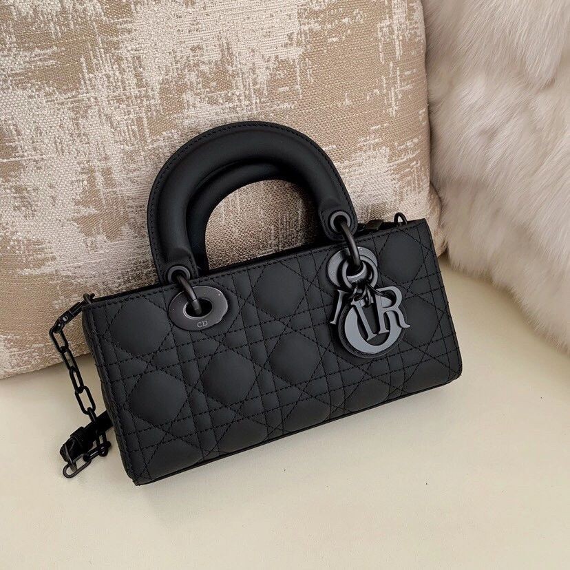 Shebag Top replica Lady Dior mini in Sand Black bag full review(2025 Mar updated)-Best Quality Fake designer Bag Review, Replica designer bag ru