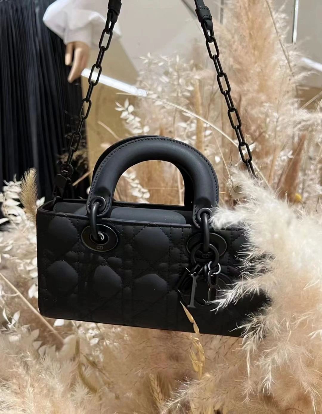 Shebag Top replica Lady Dior mini in Sand Black bag full review(2025 Mar updated)-Best Quality Fake designer Bag Review, Replica designer bag ru