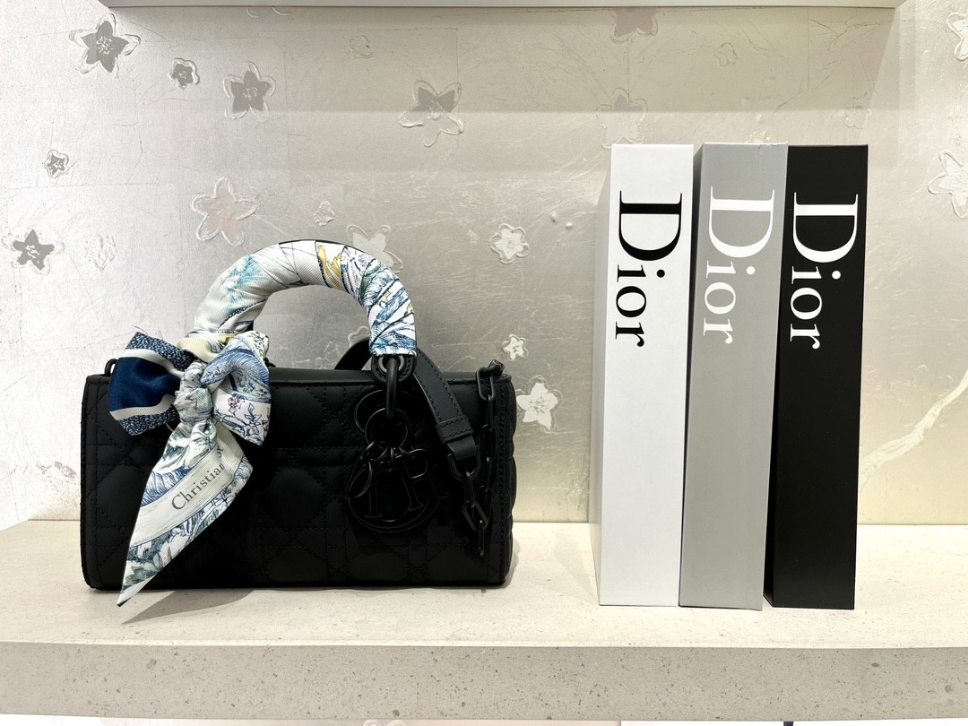 Shebag Top replica Lady Dior mini in Sand Black bag full review(2025 Mar updated)-Best Quality Fake designer Bag Review, Replica designer bag ru