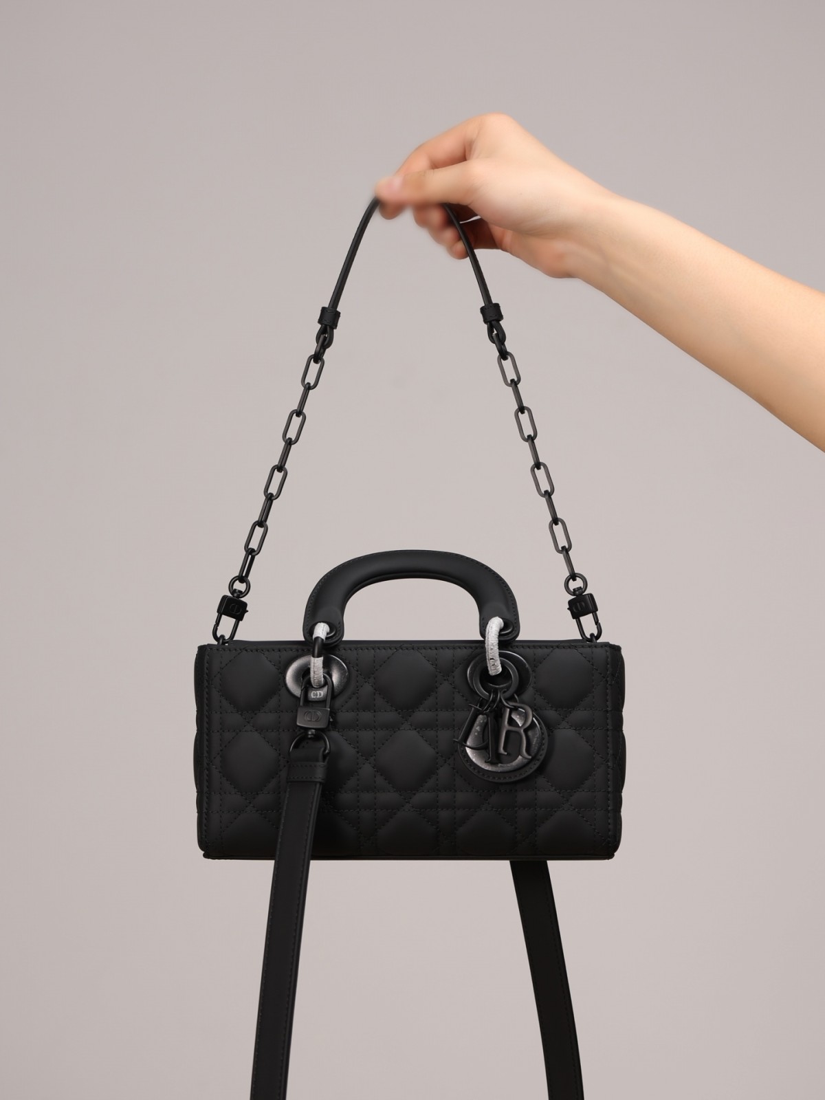 Shebag Top replica Lady Dior mini in Sand Black bag full review(2025 Mar updated)-Best Quality Fake designer Bag Review, Replica designer bag ru