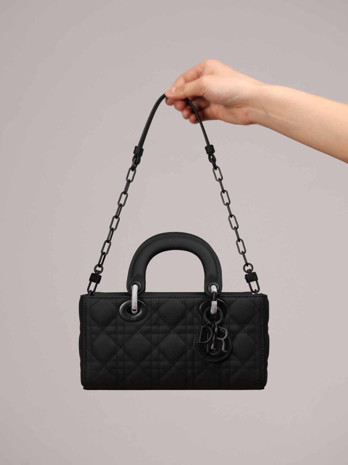 Shebag Top replica Lady Dior mini in Sand Black bag full review(2025 Mar updated)-Best Quality Fake designer Bag Review, Replica designer bag ru