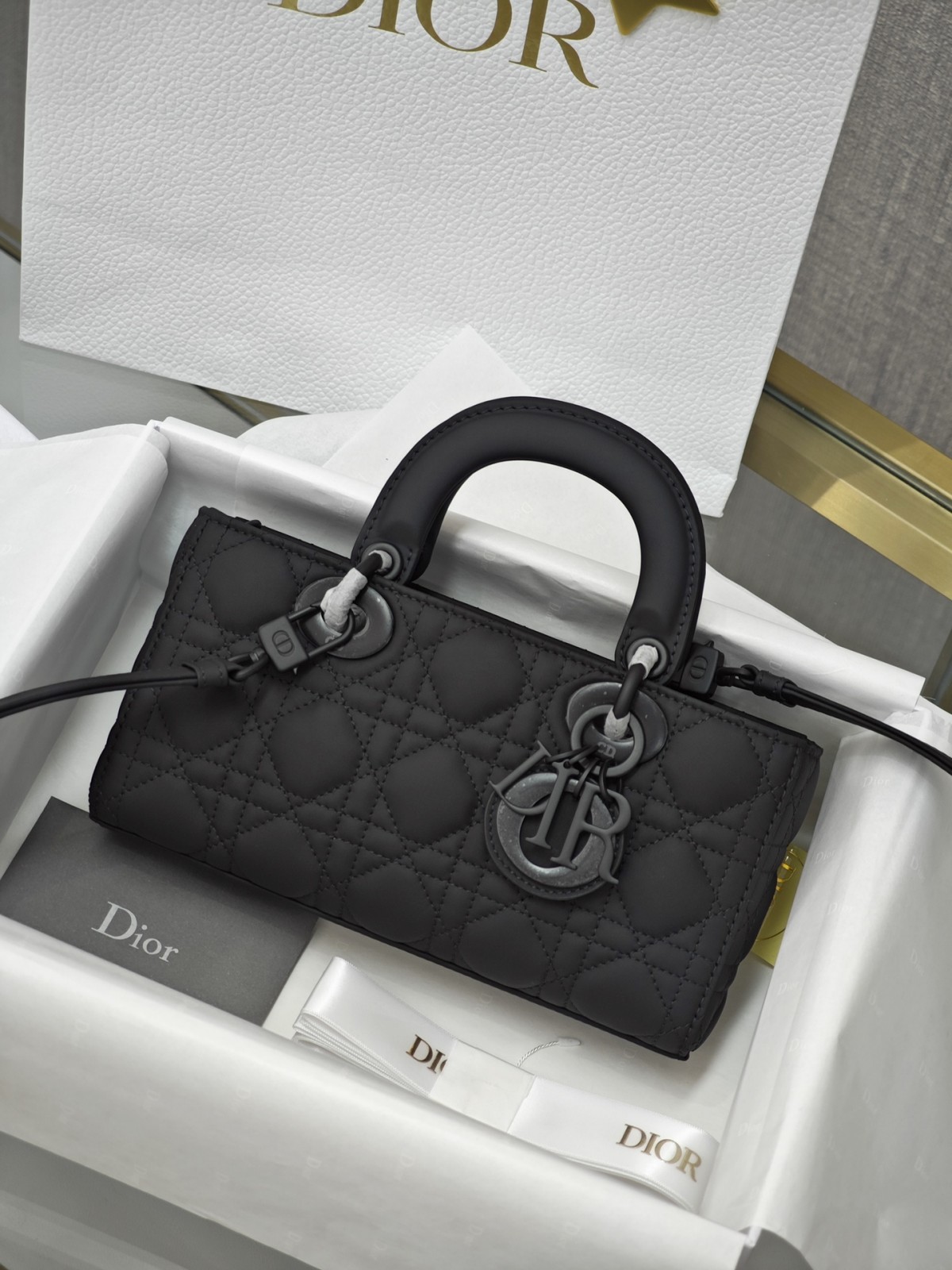 Shebag Top replica Lady Dior mini in Sand Black bag full review(2025 Mar updated)-Best Quality Fake designer Bag Review, Replica designer bag ru