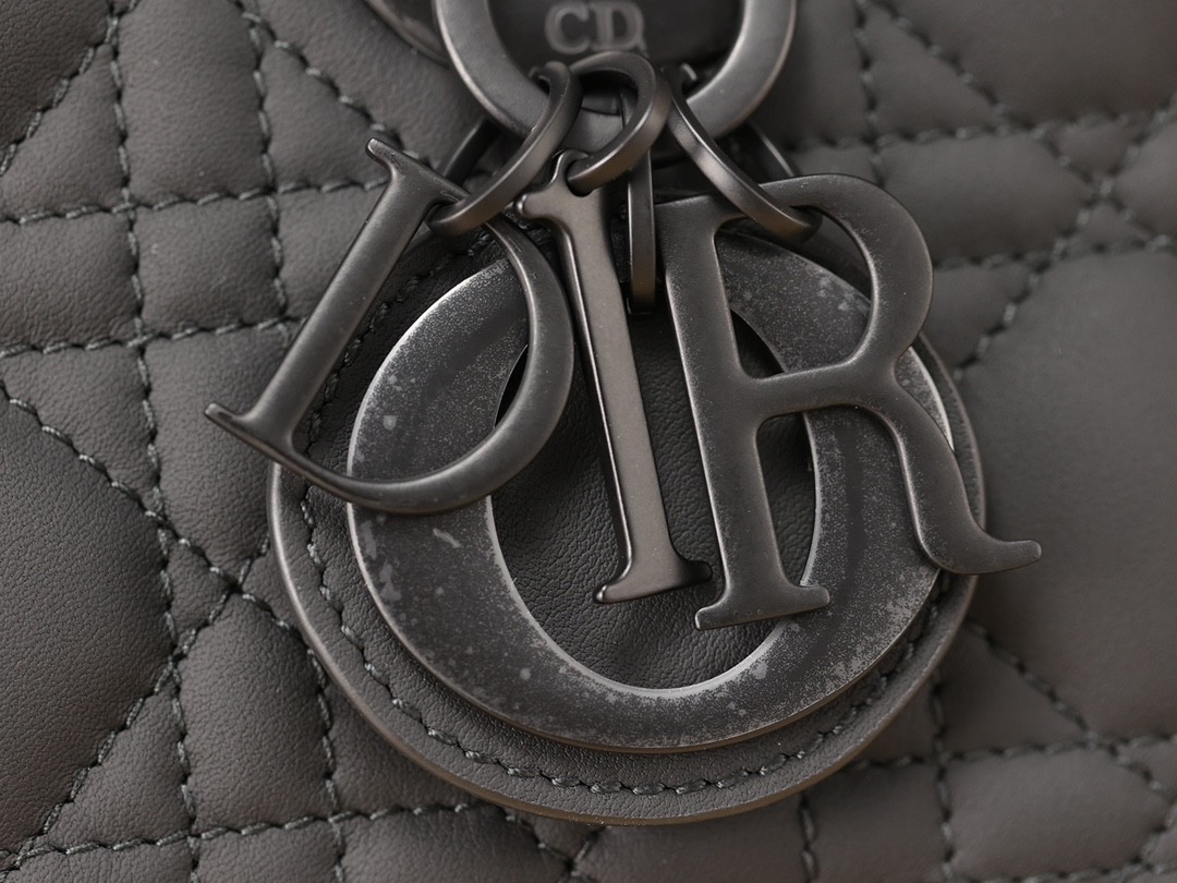 Shebag Top replica Lady Dior mini in Sand Black bag full review(2025 Mar updated)-Best Quality Fake designer Bag Review, Replica designer bag ru