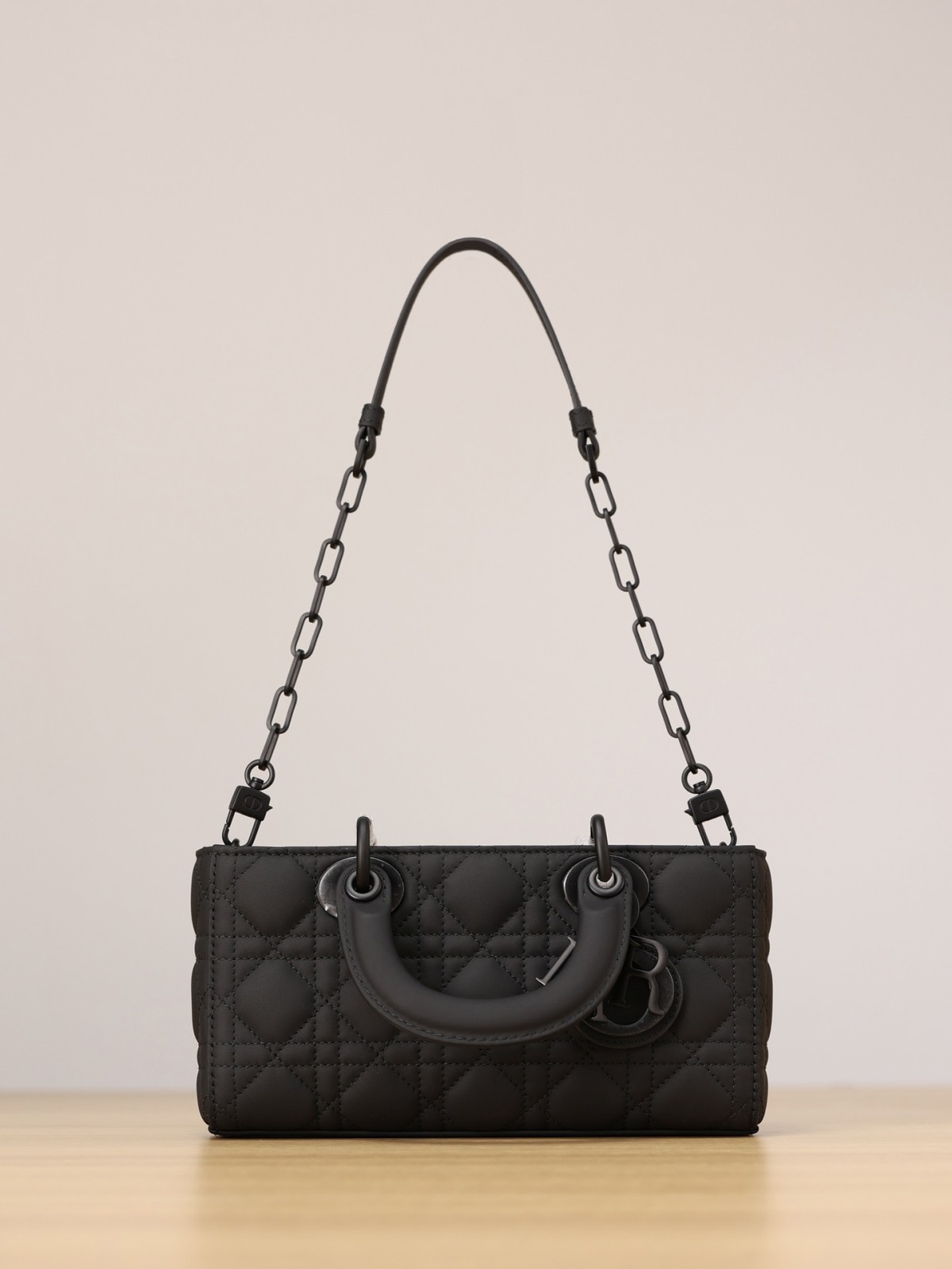 Shebag Top replica Lady Dior mini in Sand Black bag full review(2025 Mar updated)-Best Quality Fake designer Bag Review, Replica designer bag ru