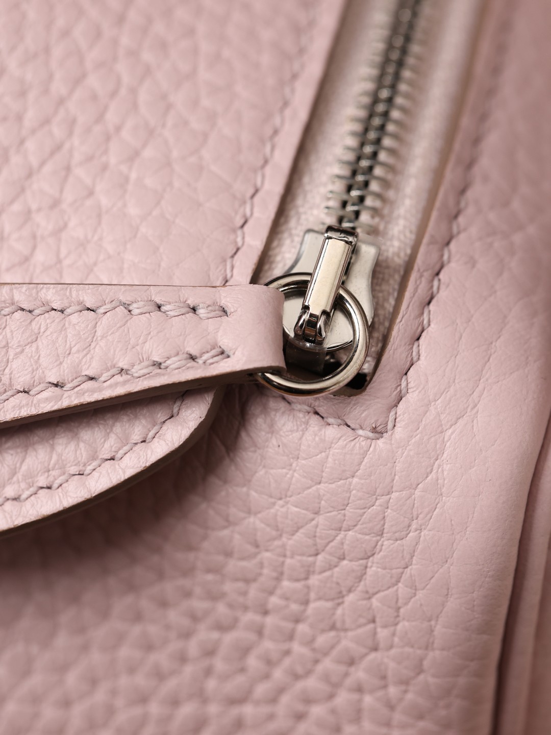 Shebag fully handmade pink Hermes Lindy 19 bag in togo leather (2025 Mar updated)-Best Quality Fake designer Bag Review, Replica designer bag ru Shebag fully handmade pink Hermes Lindy 19 bag in togo leather (2025 Mar updated)-Best Quality Fake designer Bag Review, Replica designer bag ru