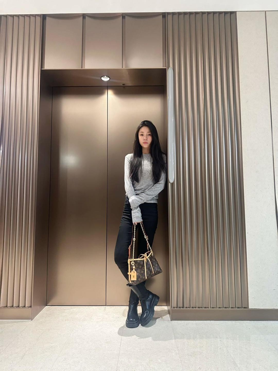 Shebag Super replica Louis Vuitton carry all bb bag full review(2025 Mar updated)-Best Quality Fake designer Bag Review, Replica designer bag ru