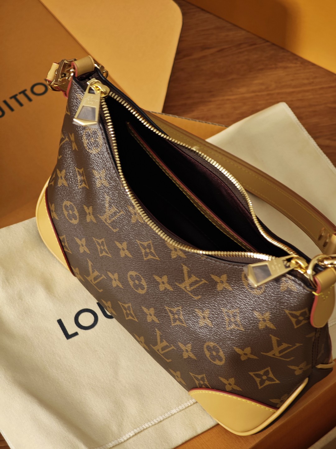 Shebag Best replica Louis Vuitton M45831 BOULOGNE bag full review(2025 Mar updated)-Best Quality Fake designer Bag Review, Replica designer bag ru