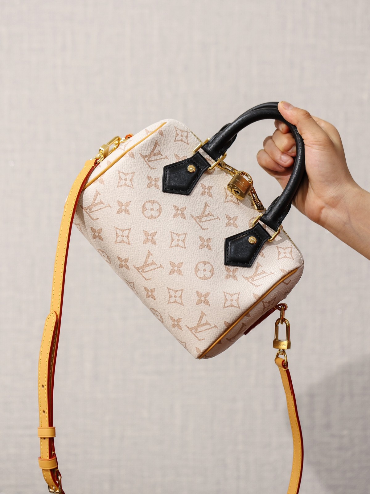 Shebag best replica Louis Vuitton M46906 SPEEDY BANDOULIÈRE 20 bag full review (2025 Mar updated)-Best Quality Fake designer Bag Review, Replica designer bag ru Shebag best replica Louis Vuitton M46906 SPEEDY BANDOULIÈRE 20 bag full review (2025 Mar updated)-Best Quality Fake designer Bag Review, Replica designer bag ru