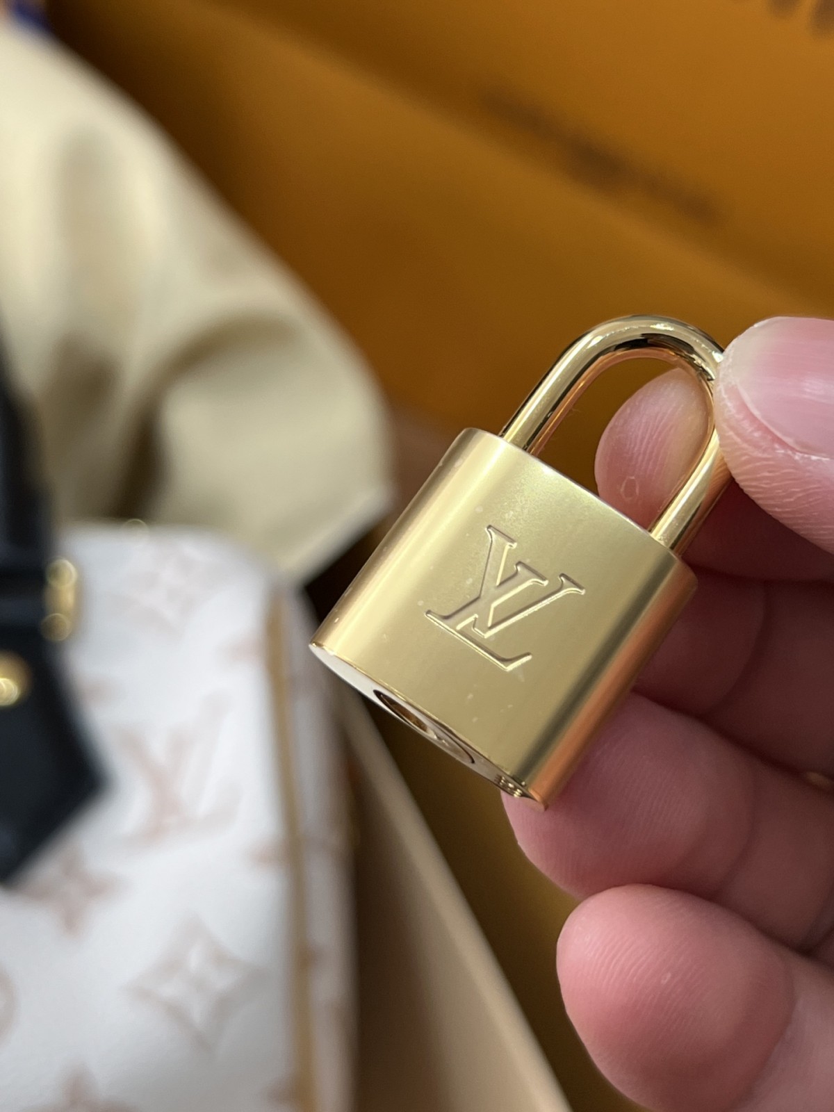 Shebag best replica Louis Vuitton M46906 SPEEDY BANDOULIÈRE 20 bag full review (2025 Mar updated)-Best Quality Fake designer Bag Review, Replica designer bag ru Shebag best replica Louis Vuitton M46906 SPEEDY BANDOULIÈRE 20 bag full review (2025 Mar updated)-Best Quality Fake designer Bag Review, Replica designer bag ru
