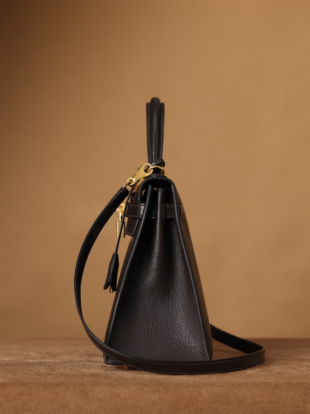 Shebag fully handmade Hermes mini Kelly 2 in goat leather black gold(April 2025 updated)-Best Quality Fake designer Bag Review, Replica designer bag ru