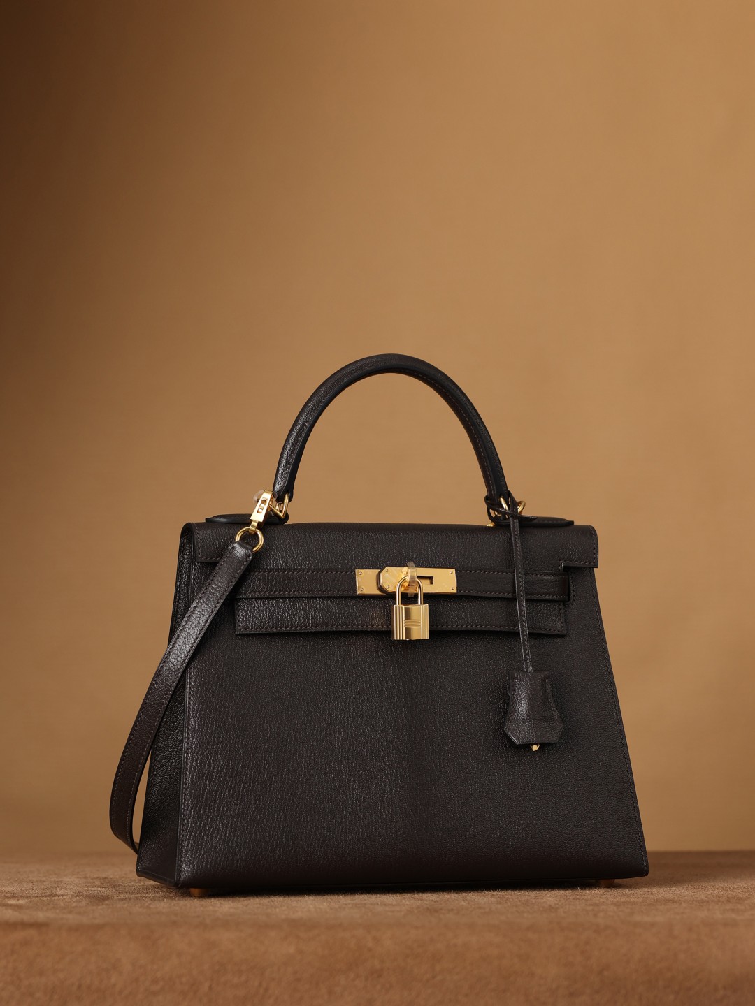 Shebag fully handmade Hermes mini Kelly 2 in goat leather black gold(April 2025 updated)-Best Quality Fake designer Bag Review, Replica designer bag ru