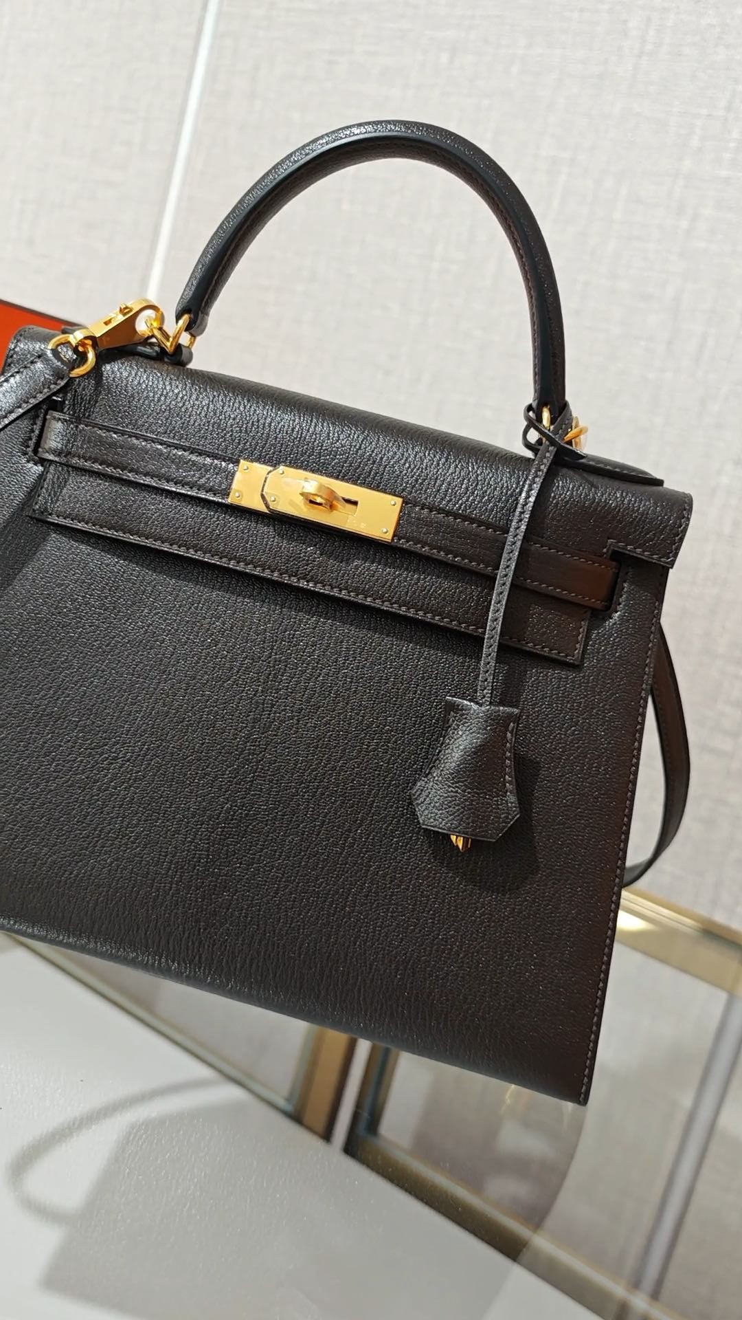 Shebag fully handmade Hermes mini Kelly 2 in goat leather black gold(April 2025 updated)-Best Quality Fake designer Bag Review, Replica designer bag ru