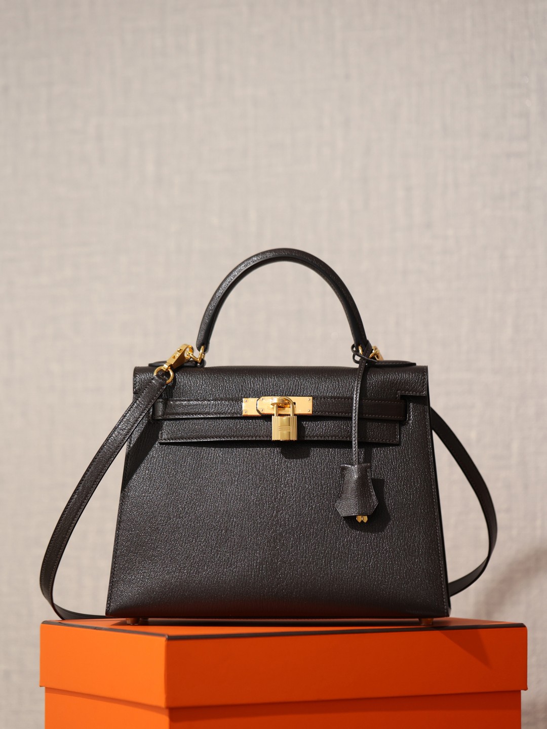 Shebag fully handmade Hermes mini Kelly 2 in goat leather black gold(April 2025 updated)-Best Quality Fake designer Bag Review, Replica designer bag ru