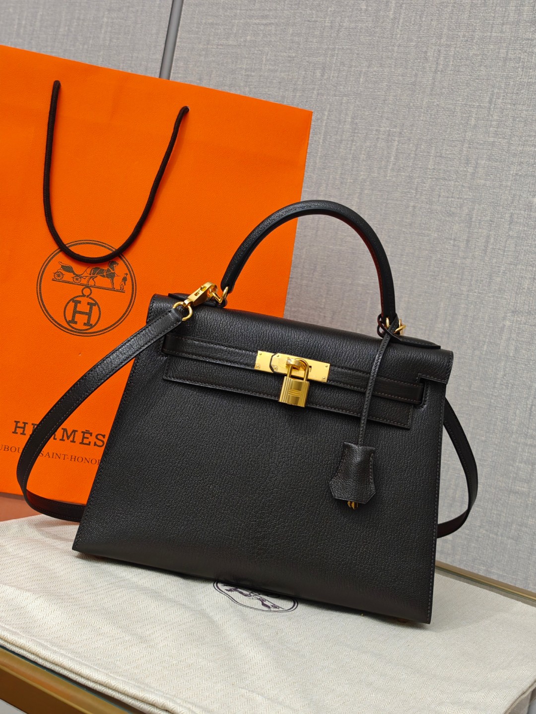 Shebag fully handmade Hermes mini Kelly 2 in goat leather black gold(April 2025 updated)-Best Quality Fake designer Bag Review, Replica designer bag ru