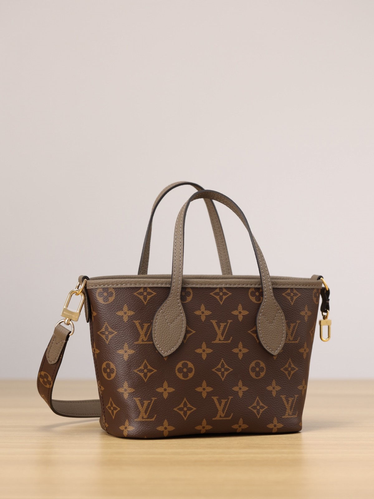Shebag Best replica Louis Vuitton 2025 Neverfull double side bag review in grey (2025 Apr updated)-Best Quality Fake designer Bag Review, Replica designer bag ru Shebag Best replica Louis Vuitton 2025 Neverfull double side bag review in grey (2025 Apr updated)-Best Quality Fake designer Bag Review, Replica designer bag ru