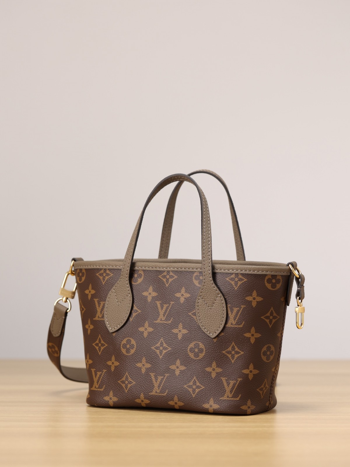 Shebag Best replica Louis Vuitton 2025 Neverfull double side bag review in grey (2025 Apr updated)-Best Quality Fake designer Bag Review, Replica designer bag ru Shebag Best replica Louis Vuitton 2025 Neverfull double side bag review in grey (2025 Apr updated)-Best Quality Fake designer Bag Review, Replica designer bag ru