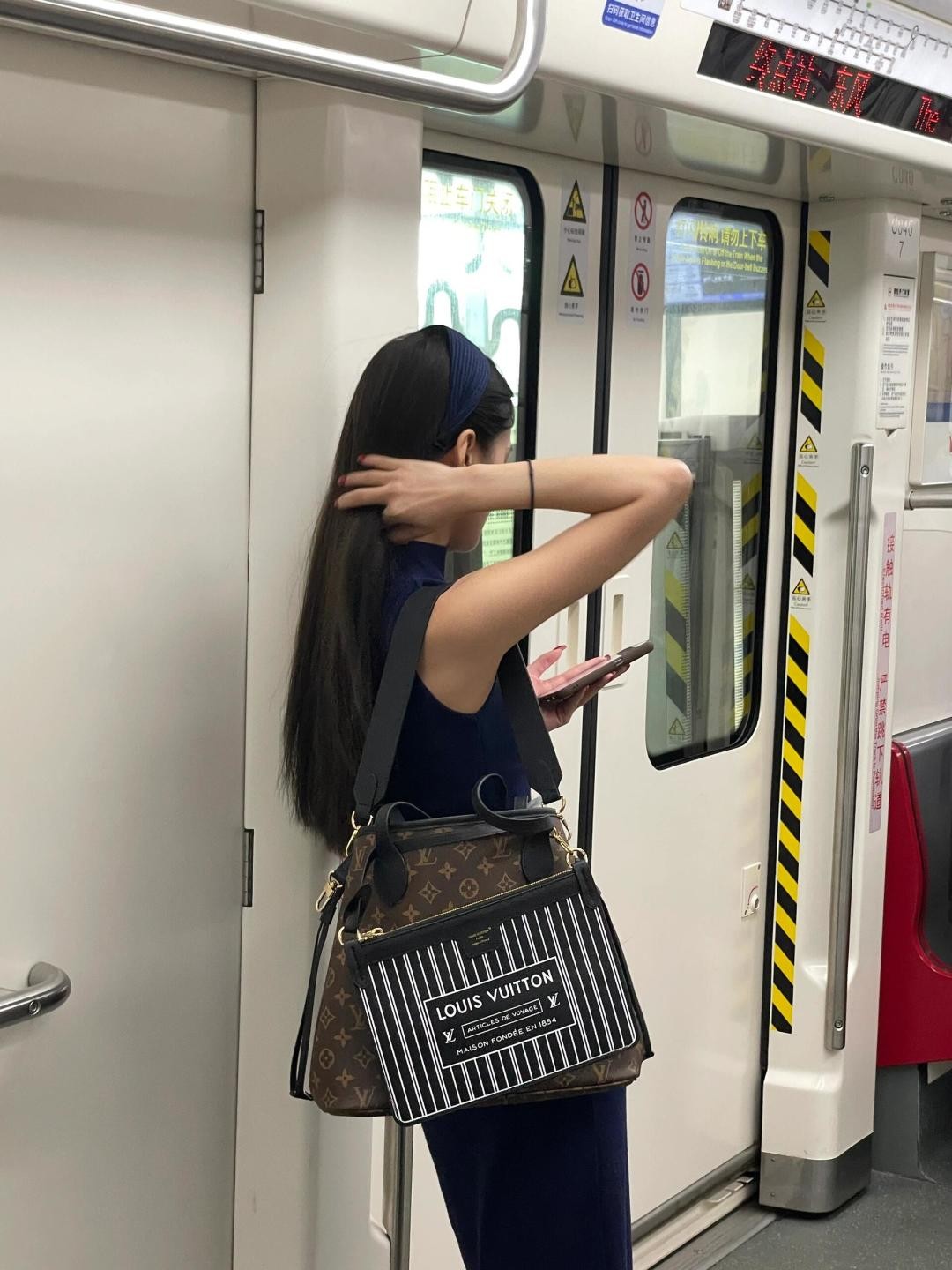 Shebag Best replica Louis Vuitton M11946 medium size NEVERFULL INSIDE OUT(2025 Apr updated)-Best Quality Fake designer Bag Review, Replica designer bag ru