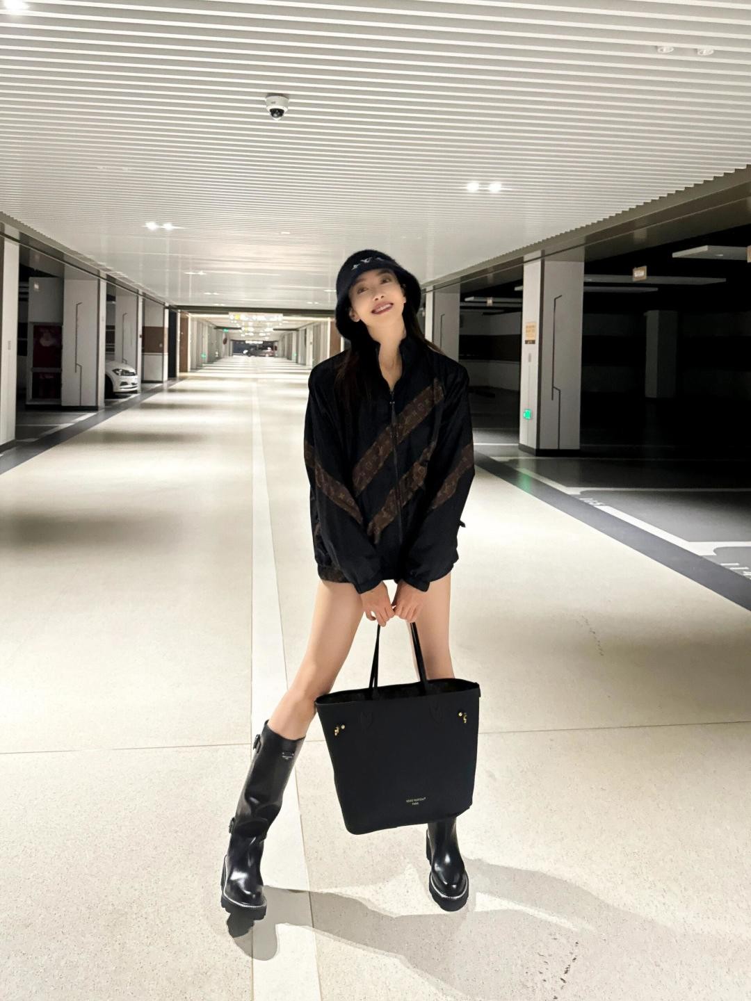 Shebag Best replica Louis Vuitton M11946 medium size NEVERFULL INSIDE OUT(2025 Apr updated)-Best Quality Fake designer Bag Review, Replica designer bag ru