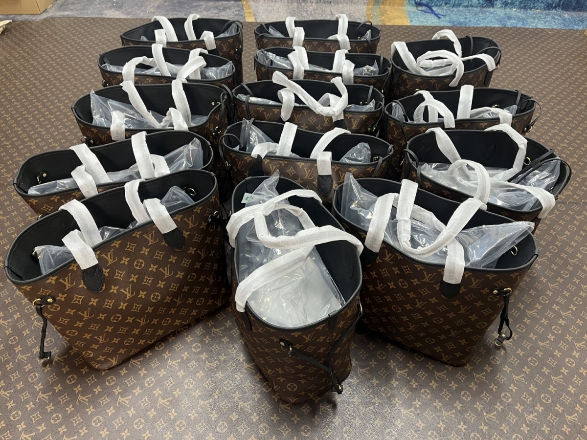 Shebag Best replica Louis Vuitton M11946 medium size NEVERFULL INSIDE OUT(2025 Apr updated)-Best Quality Fake designer Bag Review, Replica designer bag ru