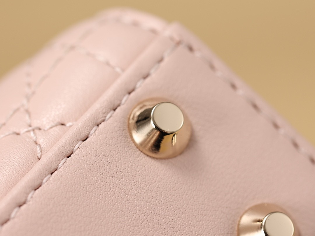 Shebag Super replica Lady Dior mini bag in pink bag review (2025 Apr updated)-Best Quality Fake designer Bag Review, Replica designer bag ru