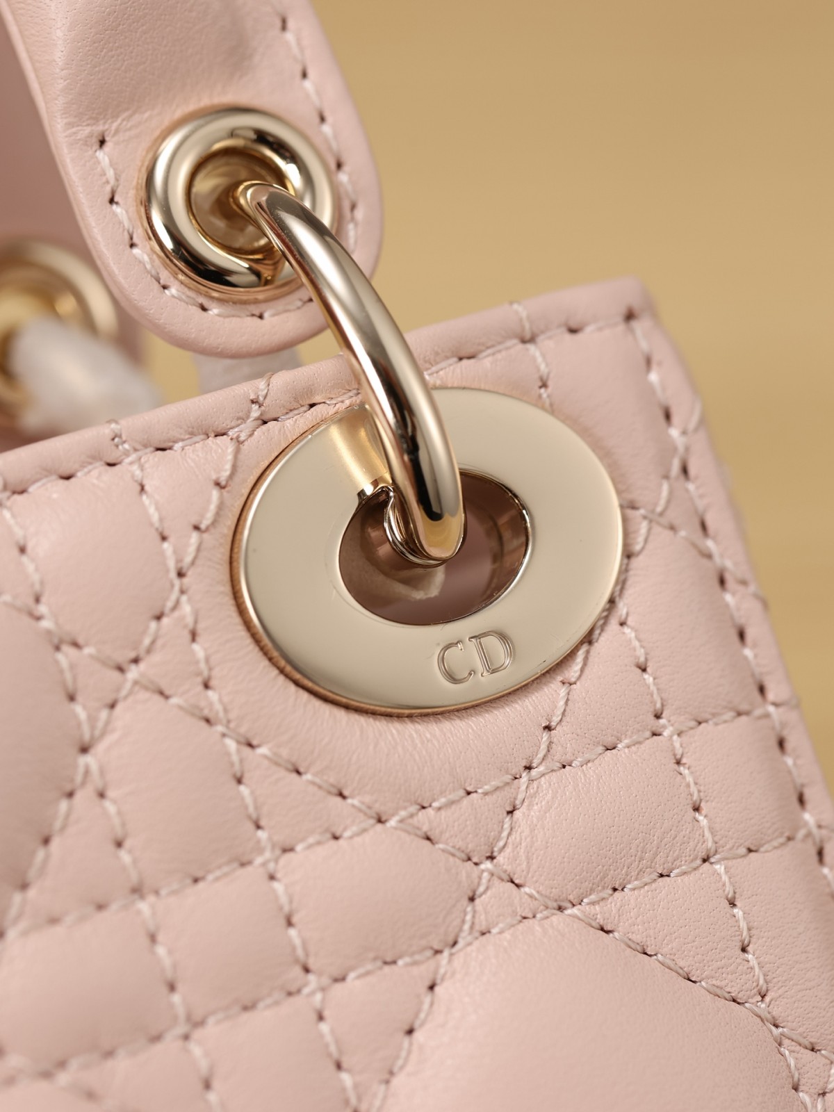 Shebag Super replica Lady Dior mini bag in pink bag review (2025 Apr updated)-Best Quality Fake designer Bag Review, Replica designer bag ru