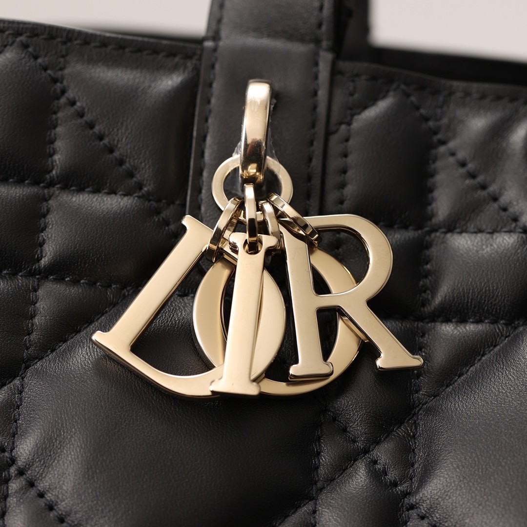 Shbag best replica Dior Toujours bag 2025 medium size new arrival (2025 Apr updated)-Best Quality Fake designer Bag Review, Replica designer bag ru Shbag best replica Dior Toujours bag 2025 medium size new arrival (2025 Apr updated)-Best Quality Fake designer Bag Review, Replica designer bag ru