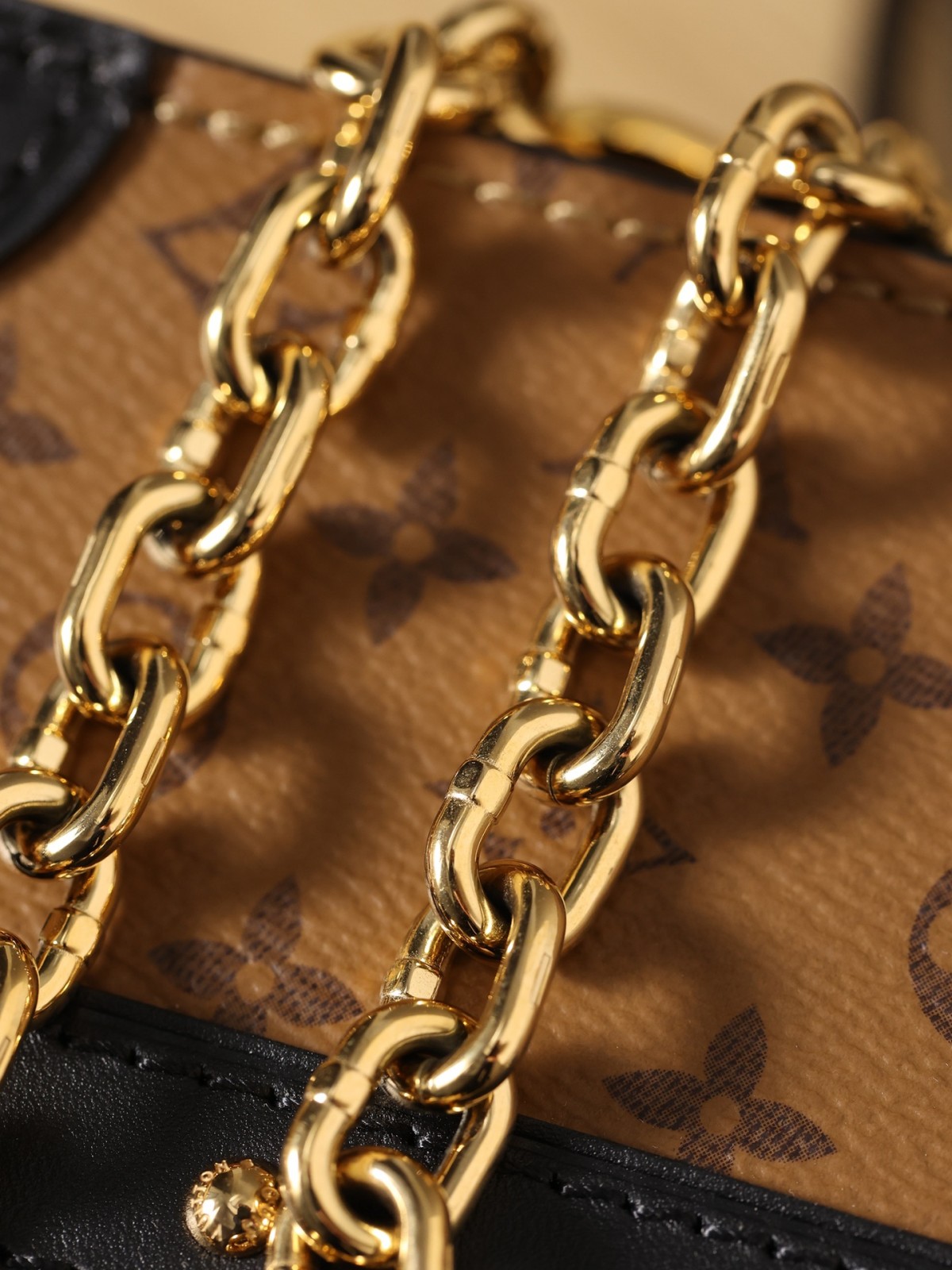 Shebag super replica Louis Vuitton M43596 TRUNK CLUTCH bag full review (2025 Apr updated)-Best Quality Fake designer Bag Review, Replica designer bag ru Shebag super replica Louis Vuitton M43596 TRUNK CLUTCH bag full review (2025 Apr updated)-Best Quality Fake designer Bag Review, Replica designer bag ru