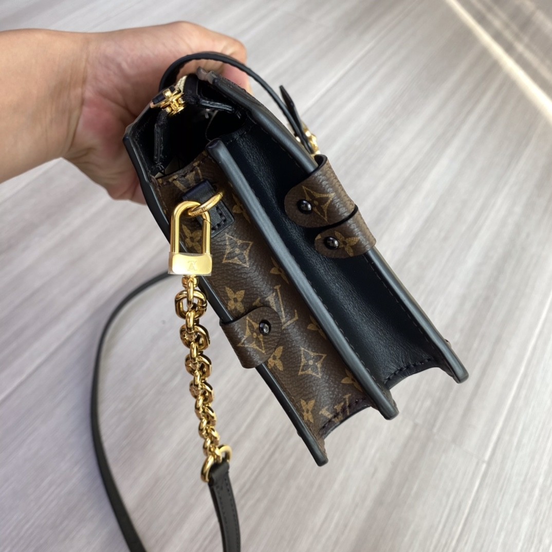 Shebag super replica Louis Vuitton M43596 TRUNK CLUTCH bag full review (2025 Apr updated)-Best Quality Fake designer Bag Review, Replica designer bag ru Shebag super replica Louis Vuitton M43596 TRUNK CLUTCH bag full review (2025 Apr updated)-Best Quality Fake designer Bag Review, Replica designer bag ru