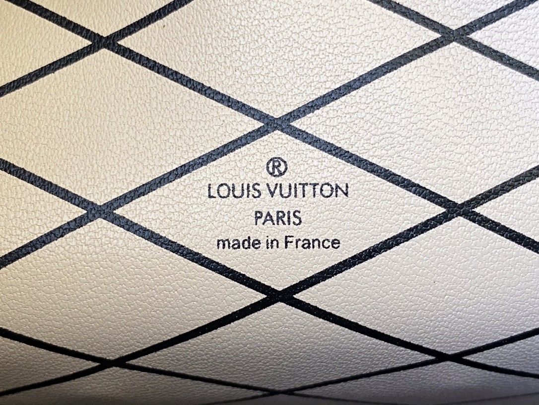 Shebag super replica Louis Vuitton M43596 TRUNK CLUTCH bag full review (2025 Apr updated)-Best Quality Fake designer Bag Review, Replica designer bag ru Shebag super replica Louis Vuitton M43596 TRUNK CLUTCH bag full review (2025 Apr updated)-Best Quality Fake designer Bag Review, Replica designer bag ru