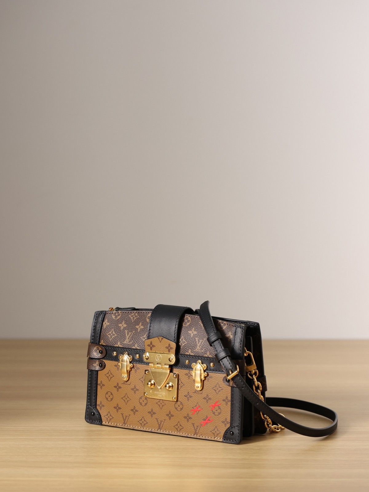 Shebag super replica Louis Vuitton M43596 TRUNK CLUTCH bag full review (2025 Apr updated)-Best Quality Fake designer Bag Review, Replica designer bag ru Shebag super replica Louis Vuitton M43596 TRUNK CLUTCH bag full review (2025 Apr updated)-Best Quality Fake designer Bag Review, Replica designer bag ru