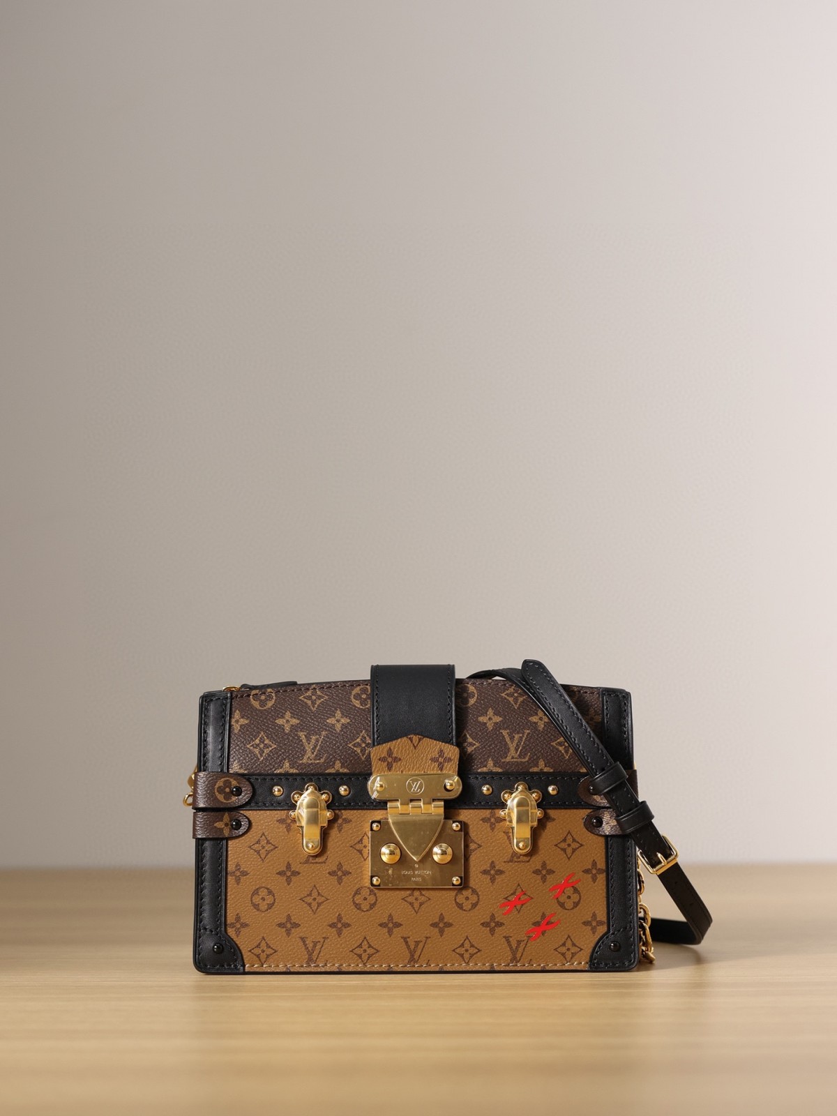Shebag super replica Louis Vuitton M43596 TRUNK CLUTCH bag full review (2025 Apr updated)-Best Quality Fake designer Bag Review, Replica designer bag ru Shebag super replica Louis Vuitton M43596 TRUNK CLUTCH bag full review (2025 Apr updated)-Best Quality Fake designer Bag Review, Replica designer bag ru