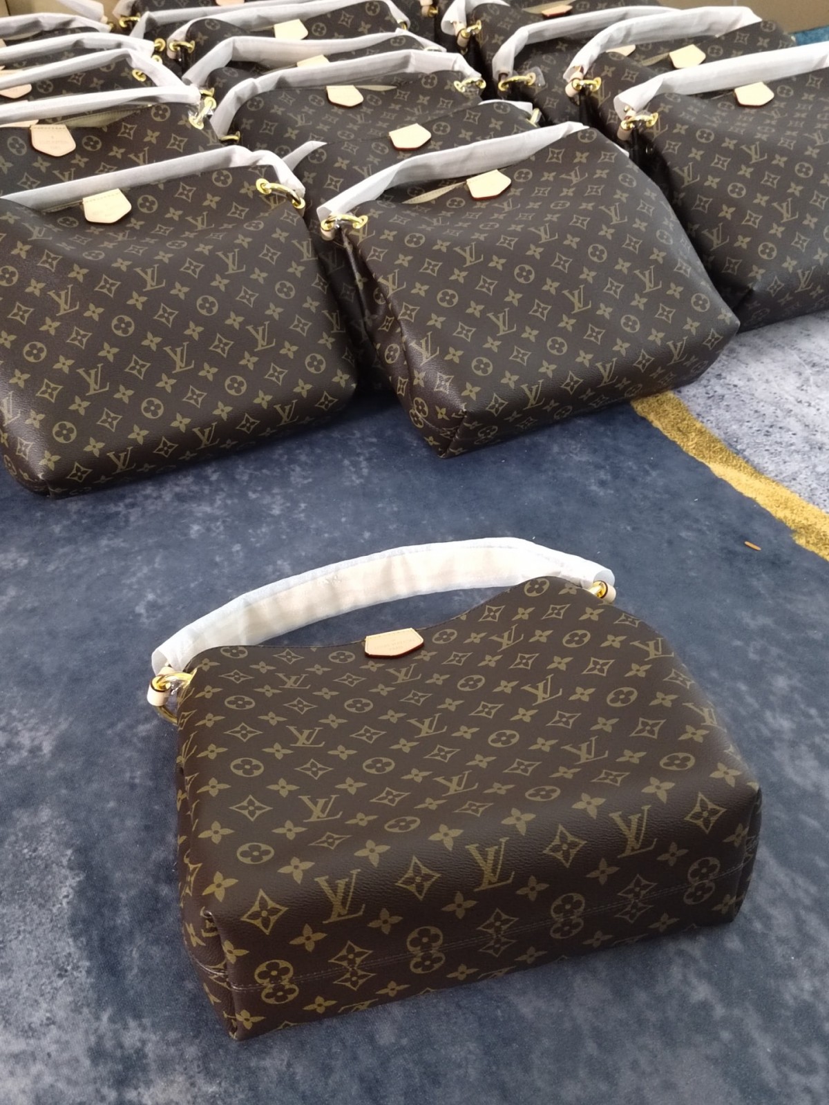 Shebag super replica Louis Vuitton M43701 GRACEFUL small size bag review(2025 Apr updated)-Best Quality Fake designer Bag Review, Replica designer bag ru Shebag super replica Louis Vuitton M43701 GRACEFUL small size bag review(2025 Apr updated)-Best Quality Fake designer Bag Review, Replica designer bag ru