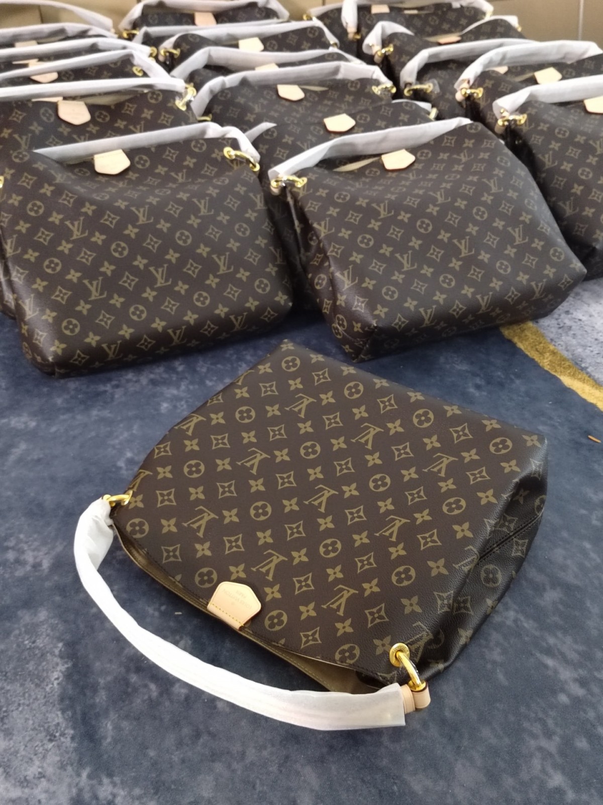 Shebag super replica Louis Vuitton M43701 GRACEFUL small size bag review(2025 Apr updated)-Best Quality Fake designer Bag Review, Replica designer bag ru Shebag super replica Louis Vuitton M43701 GRACEFUL small size bag review(2025 Apr updated)-Best Quality Fake designer Bag Review, Replica designer bag ru