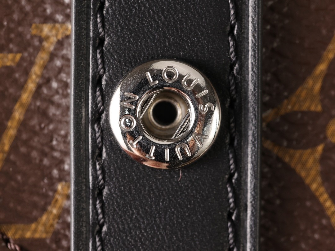 Shebag best replica Louis Vuitton M43735 CHRISTOPHER backpack bag review (2025 Apr updated)-Best Quality Fake designer Bag Review, Replica designer bag ru Shebag best replica Louis Vuitton M43735 CHRISTOPHER backpack bag review (2025 Apr updated)-Best Quality Fake designer Bag Review, Replica designer bag ru