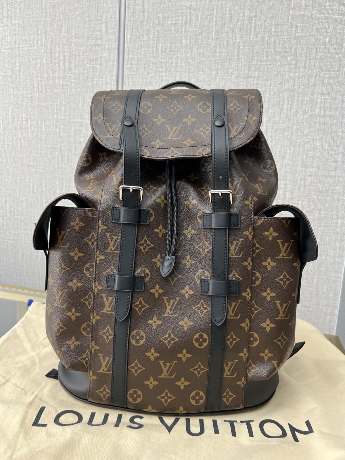 Shebag best replica Louis Vuitton M43735 CHRISTOPHER backpack bag review (2025 Apr updated)-Best Quality Fake designer Bag Review, Replica designer bag ru Shebag best replica Louis Vuitton M43735 CHRISTOPHER backpack bag review (2025 Apr updated)-Best Quality Fake designer Bag Review, Replica designer bag ru
