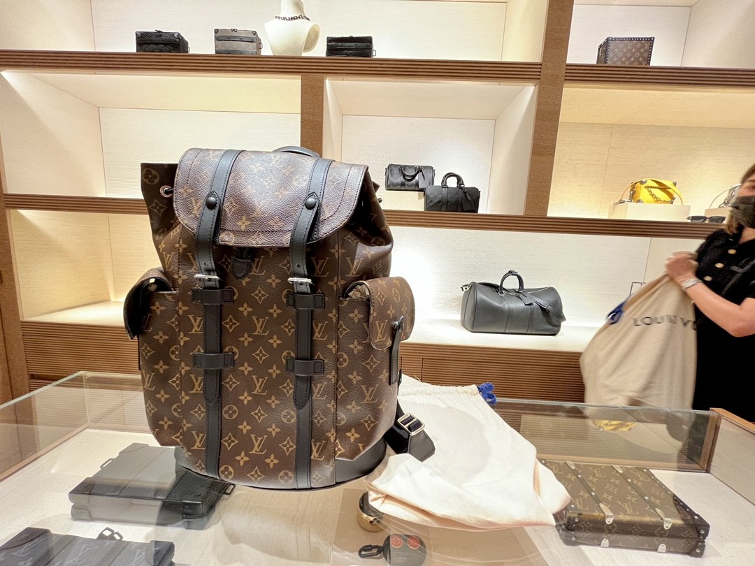 Shebag best replica Louis Vuitton M43735 CHRISTOPHER backpack bag review (2025 Apr updated)-Best Quality Fake designer Bag Review, Replica designer bag ru Shebag best replica Louis Vuitton M43735 CHRISTOPHER backpack bag review (2025 Apr updated)-Best Quality Fake designer Bag Review, Replica designer bag ru