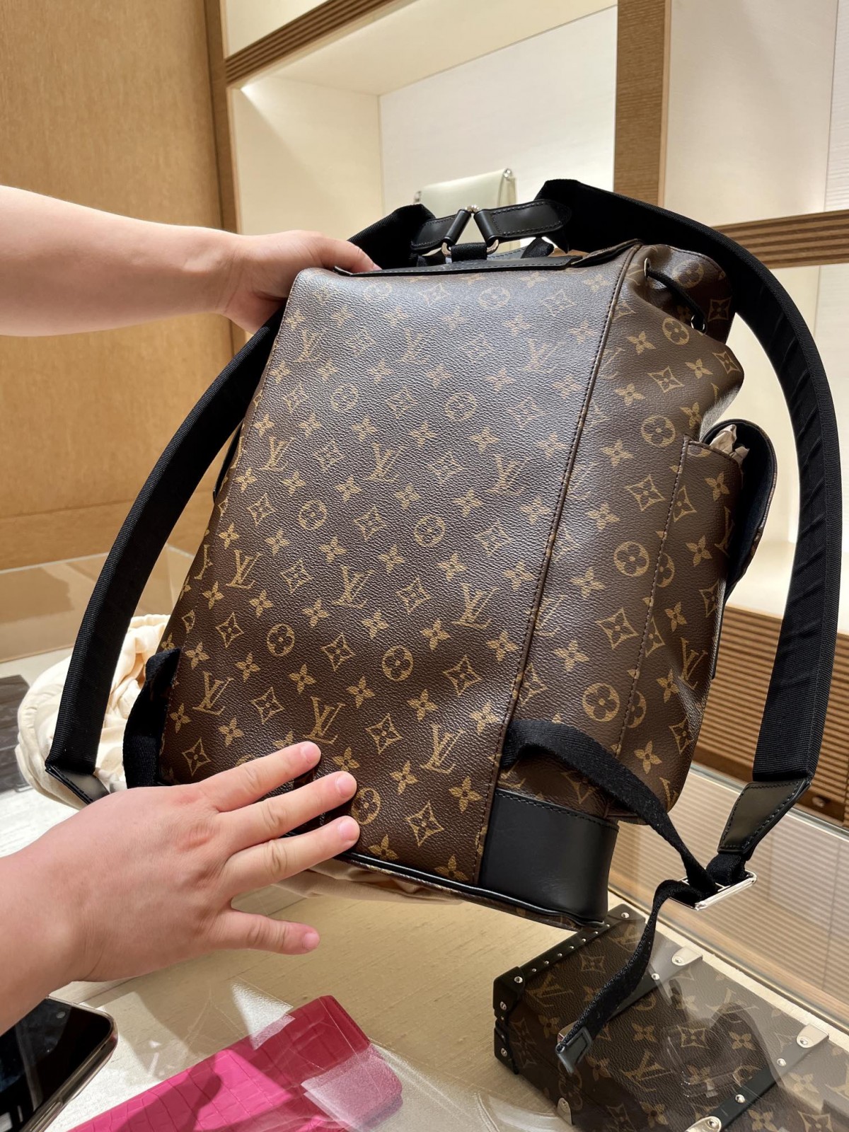 Shebag best replica Louis Vuitton M43735 CHRISTOPHER backpack bag review (2025 Apr updated)-Best Quality Fake designer Bag Review, Replica designer bag ru Shebag best replica Louis Vuitton M43735 CHRISTOPHER backpack bag review (2025 Apr updated)-Best Quality Fake designer Bag Review, Replica designer bag ru