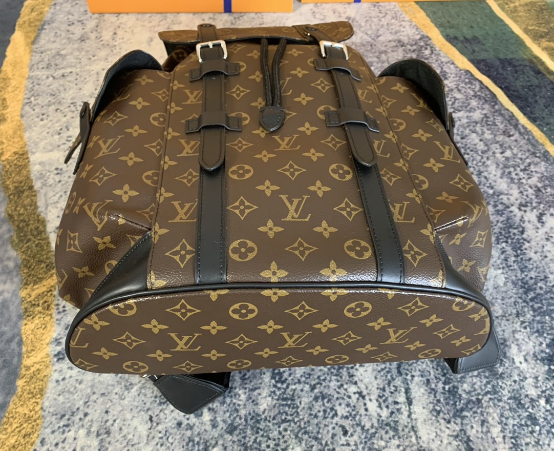 Shebag best replica Louis Vuitton M43735 CHRISTOPHER backpack bag review (2025 Apr updated)-Best Quality Fake designer Bag Review, Replica designer bag ru Shebag best replica Louis Vuitton M43735 CHRISTOPHER backpack bag review (2025 Apr updated)-Best Quality Fake designer Bag Review, Replica designer bag ru
