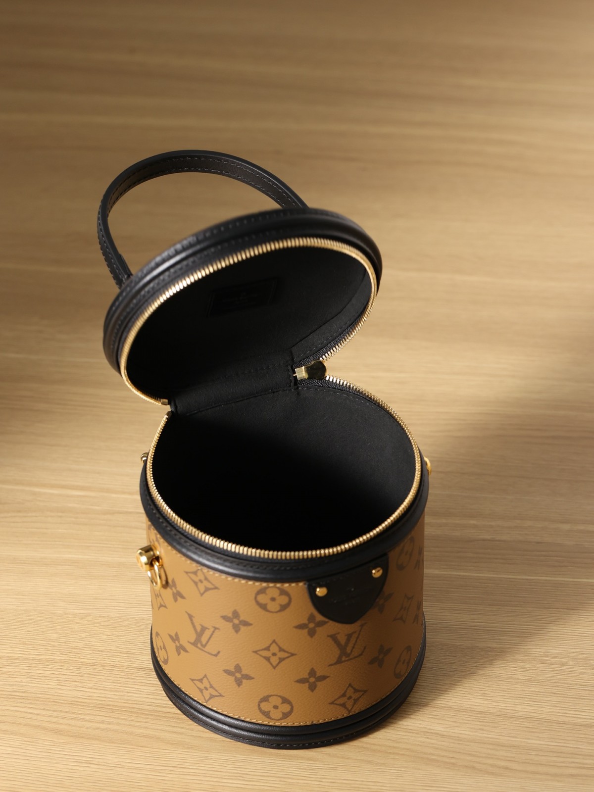 Shebag Super replica Louis Vuitton M43986 CANNES bag review (2025 Apr updated)-Best Quality Fake designer Bag Review, Replica designer bag ru Shebag Super replica Louis Vuitton M43986 CANNES bag review (2025 Apr updated)-Best Quality Fake designer Bag Review, Replica designer bag ru