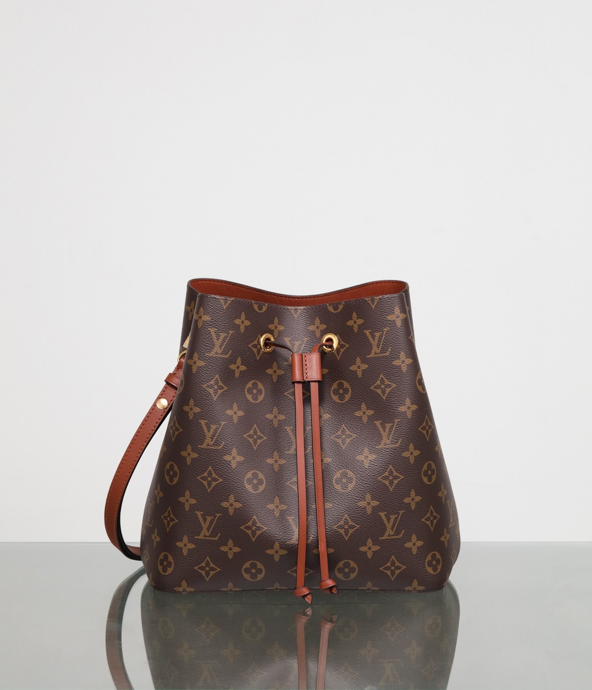 Shebag Super replica Louis Vuitton M44020 NéoNoé bag full review(2025 Apr updated)-Best Quality Fake designer Bag Review, Replica designer bag ru