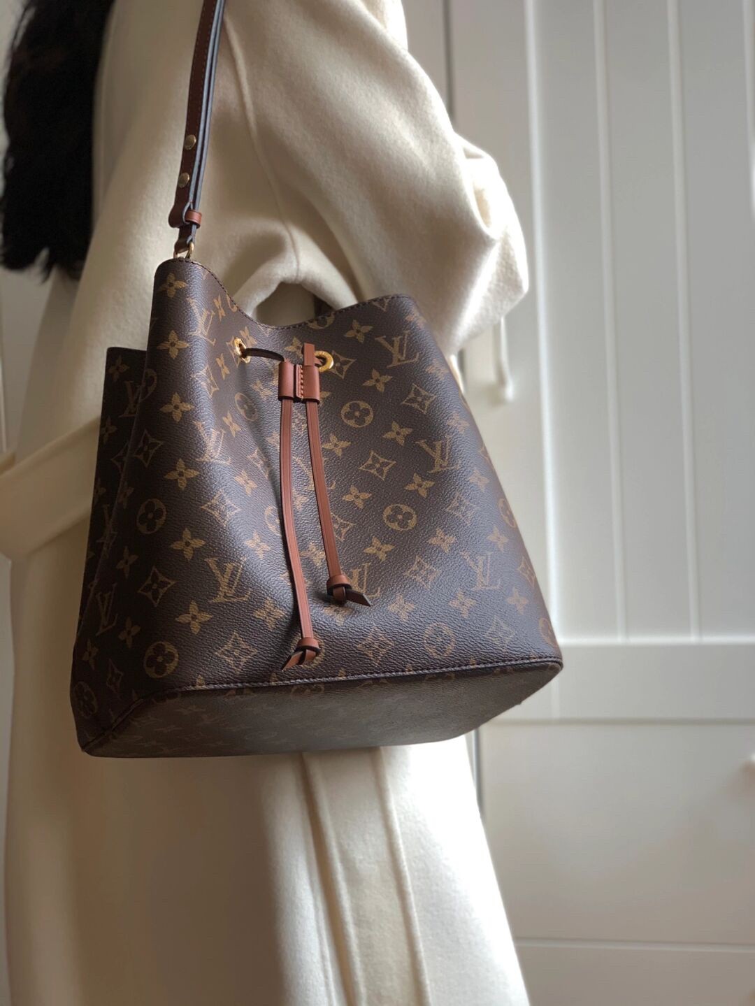 Shebag Super replica Louis Vuitton M44020 NéoNoé bag full review(2025 Apr updated)-Best Quality Fake designer Bag Review, Replica designer bag ru