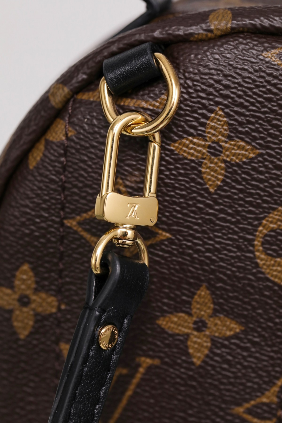 Shebag super replica Louis Vuitton M44873 PALM SPRINGS backpack bag review(2025 Apr updated)-Best Quality Fake designer Bag Review, Replica designer bag ru Shebag super replica Louis Vuitton M44873 PALM SPRINGS backpack bag review(2025 Apr updated)-Best Quality Fake designer Bag Review, Replica designer bag ru