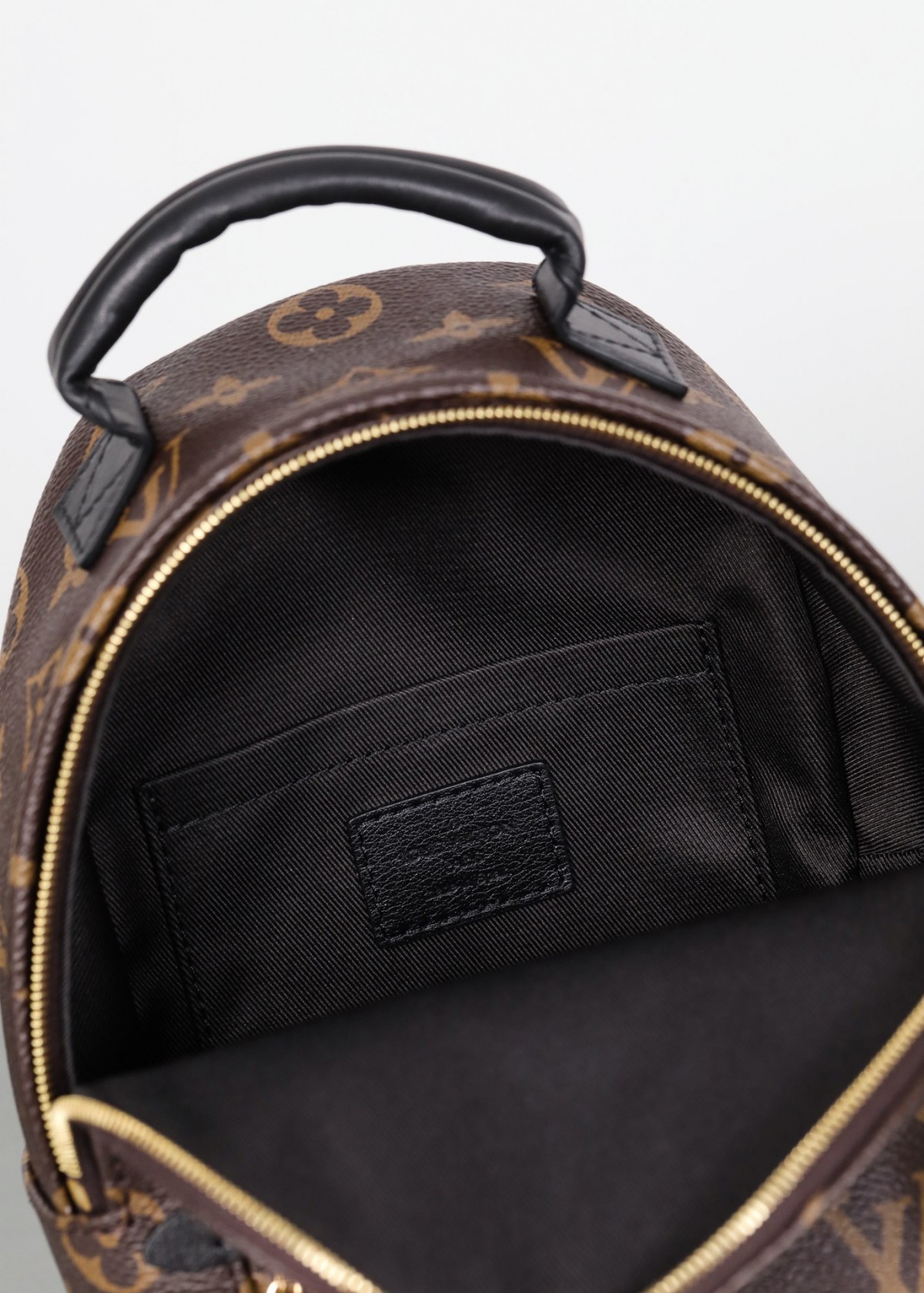 Shebag super replica Louis Vuitton M44873 PALM SPRINGS backpack bag review(2025 Apr updated)-Best Quality Fake designer Bag Review, Replica designer bag ru Shebag super replica Louis Vuitton M44873 PALM SPRINGS backpack bag review(2025 Apr updated)-Best Quality Fake designer Bag Review, Replica designer bag ru