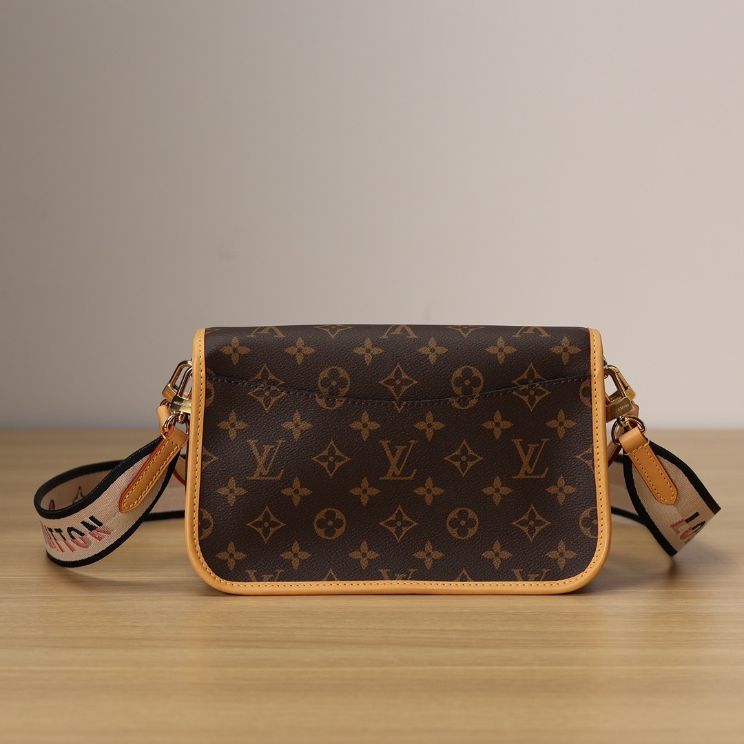 Super replica Louis Vuitton M45985 Diane bag review (2025 May updated)-Best Quality Fake designer Bag Review, Replica designer bag ru Super replica Louis Vuitton M45985 Diane bag review (2025 May updated)-Best Quality Fake designer Bag Review, Replica designer bag ru