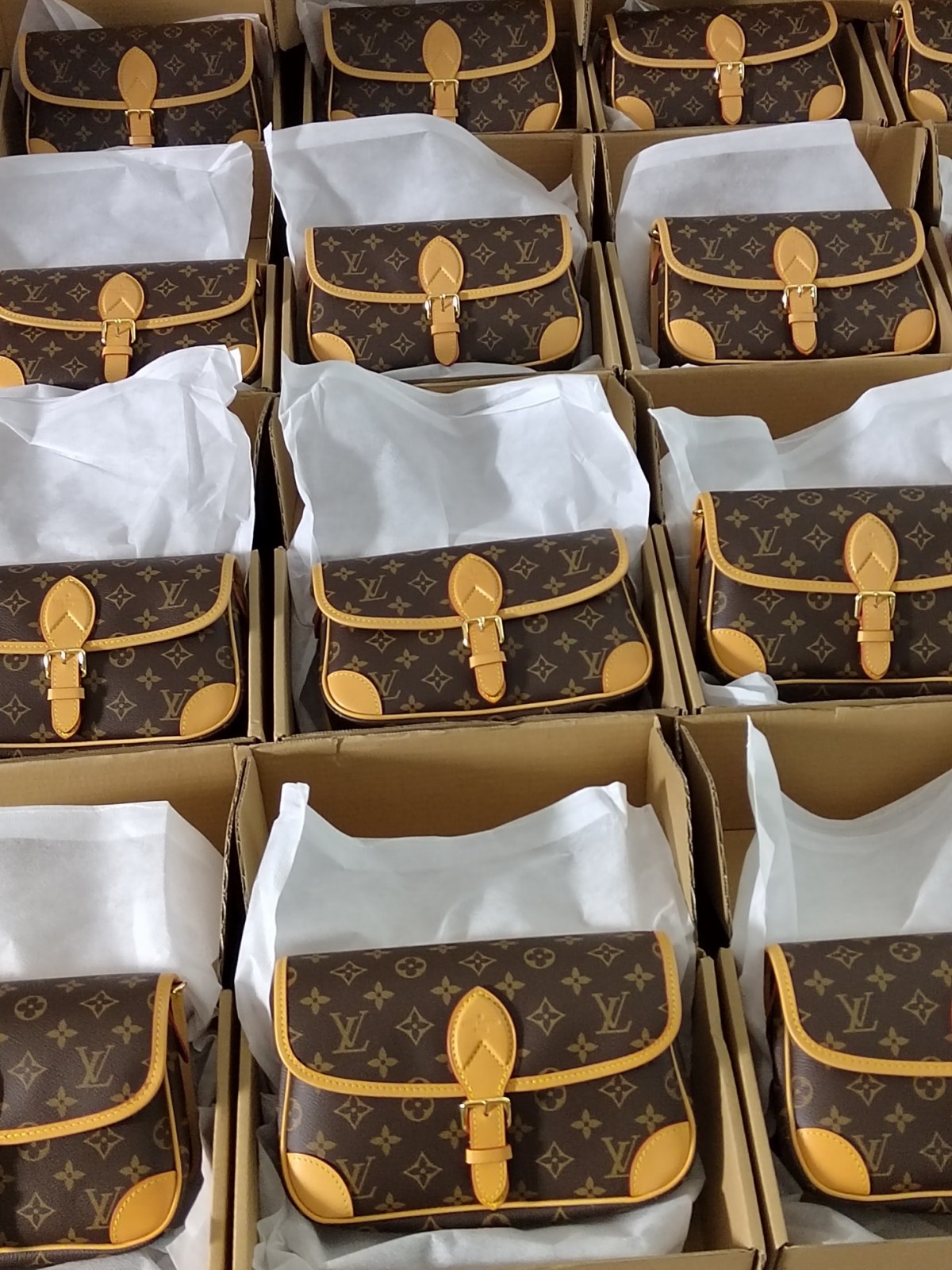Super replica Louis Vuitton M45985 Diane bag review (2025 May updated)-Best Quality Fake designer Bag Review, Replica designer bag ru Super replica Louis Vuitton M45985 Diane bag review (2025 May updated)-Best Quality Fake designer Bag Review, Replica designer bag ru