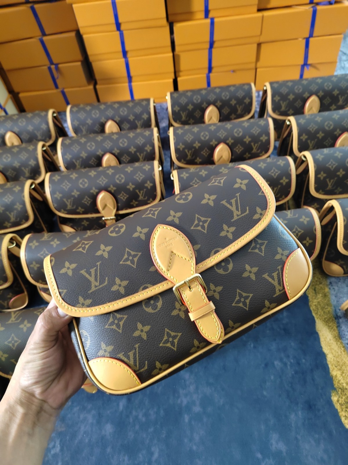 Super replica Louis Vuitton M45985 Diane bag review (2025 May updated)-Best Quality Fake designer Bag Review, Replica designer bag ru Super replica Louis Vuitton M45985 Diane bag review (2025 May updated)-Best Quality Fake designer Bag Review, Replica designer bag ru
